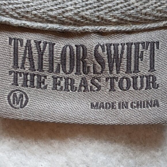 Taylor Swift Eras Tour Quarter Zip Fleece Sweatshirt Gray Medium - Picture 4 of 8
